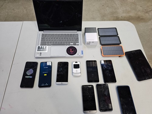 Phone tablet chromebook - phone,,