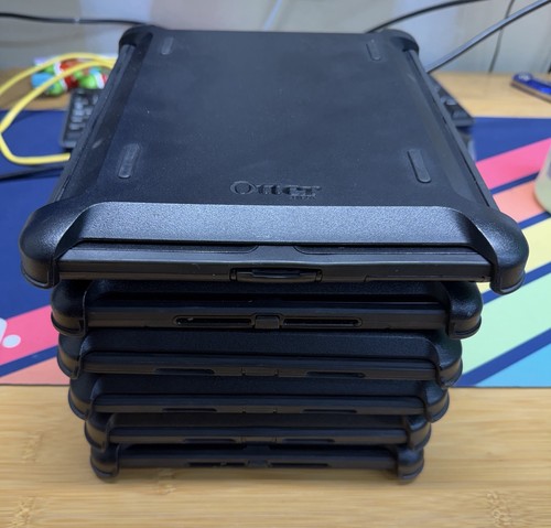 Bulk lot used otterbox - bulk,
